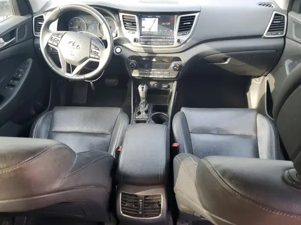 KM8J33A41JU728883 2018 HYUNDAI TUCSON - Image 8