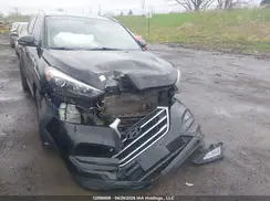 KM8J33A41JU729127 2018 HYUNDAI TUCSON