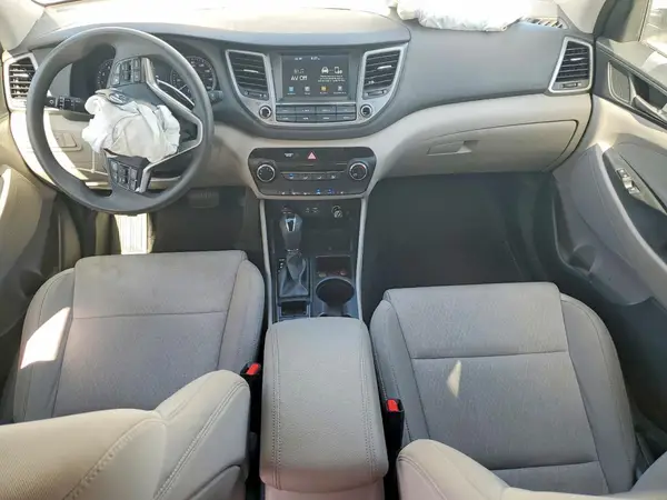 KM8J33A41JU744792 2018 HYUNDAI TUCSON - Image 8