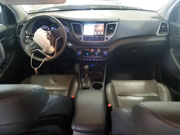 KM8J33A41JU751077 2018 HYUNDAI TUCSON - Image 8