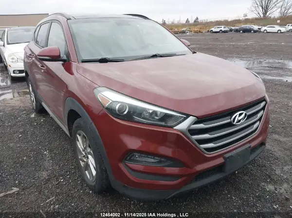 KM8J33A41JU796794 2018 HYUNDAI TUCSON - Image 1