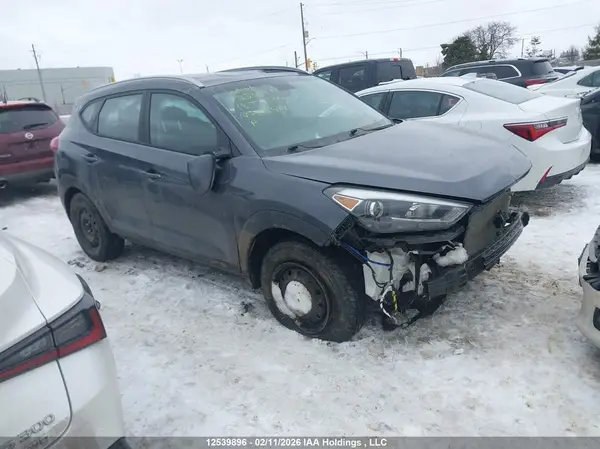 KM8J33A41JU798481 2018 HYUNDAI TUCSON - Image 1