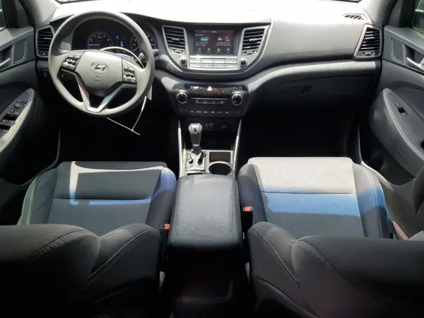 KM8J33A41JU801217 2018 HYUNDAI TUCSON - Image 8