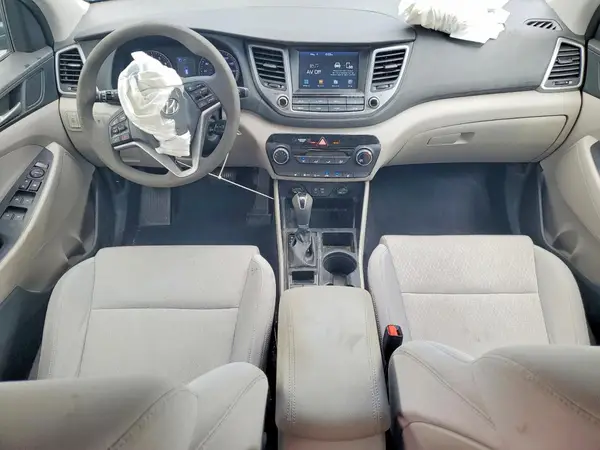 KM8J33A41JU822486 2018 HYUNDAI TUCSON - Image 8