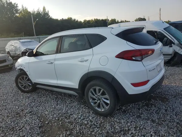 KM8J33A41JU824304 2018 HYUNDAI TUCSON - Image 2