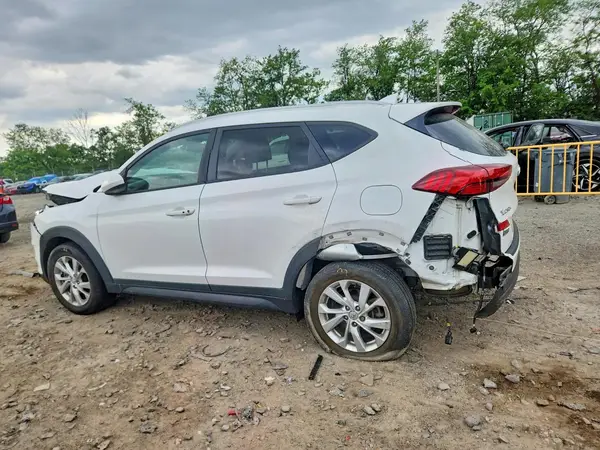 KM8J33A41KU023941 2019 HYUNDAI TUCSON - Image 2