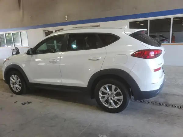 KM8J33A41KU024801 2019 HYUNDAI TUCSON - Image 2