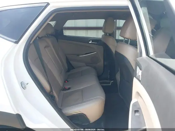 KM8J33A41KU070449 2019 HYUNDAI TUCSON - Image 8
