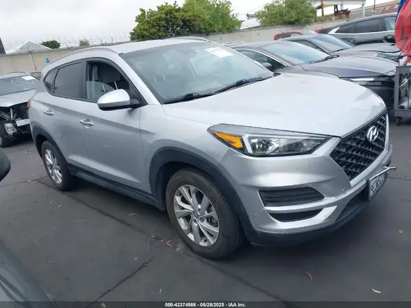 KM8J33A41KU853108 2019 HYUNDAI TUCSON - Image 1