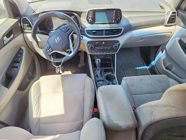 KM8J33A41KU863976 2019 HYUNDAI TUCSON - Image 8