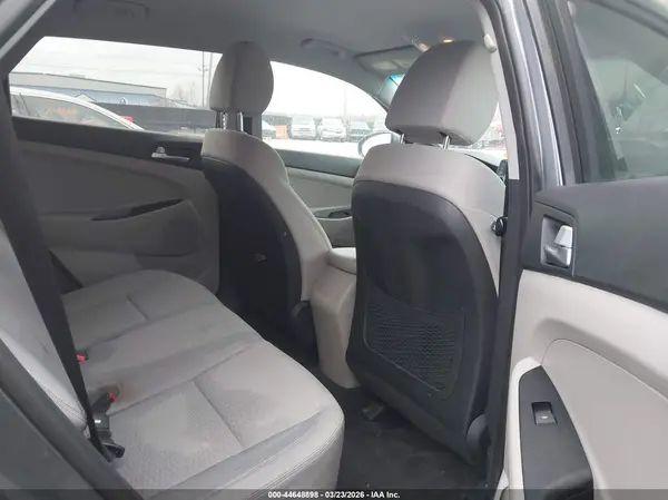 KM8J33A41KU911086 2019 HYUNDAI TUCSON - Image 8
