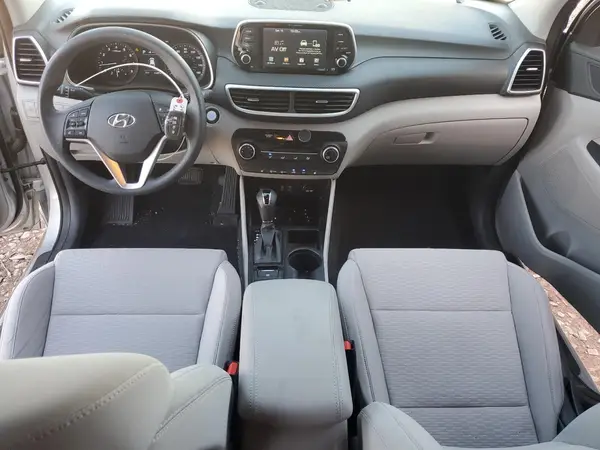 KM8J33A41KU978674 2019 HYUNDAI TUCSON - Image 8