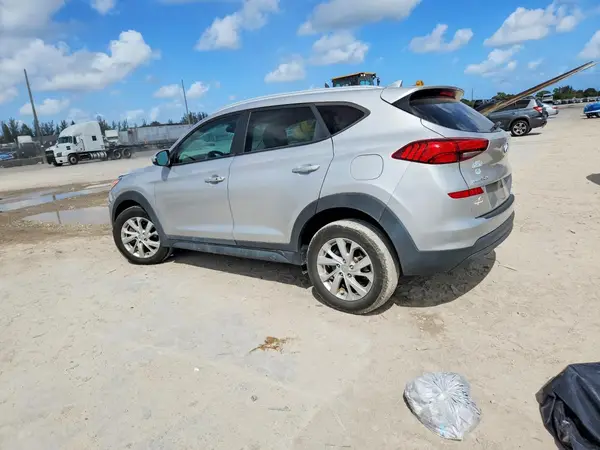 KM8J33A41LU121479 2020 HYUNDAI TUCSON - Image 2