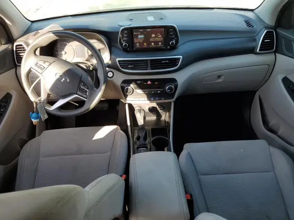 KM8J33A41LU135270 2020 HYUNDAI TUCSON - Image 8