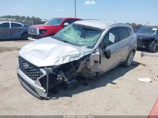 KM8J33A41LU256123 2020 HYUNDAI TUCSON - Image 2