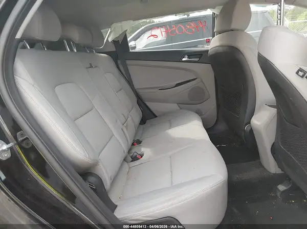 KM8J33A41MU286191 2021 HYUNDAI TUCSON - Image 8