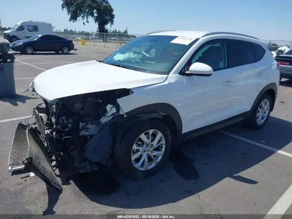 KM8J33A41MU293190 2021 HYUNDAI TUCSON - Image 2