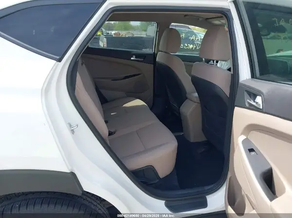 KM8J33A41MU315916 2021 HYUNDAI TUCSON - Image 8