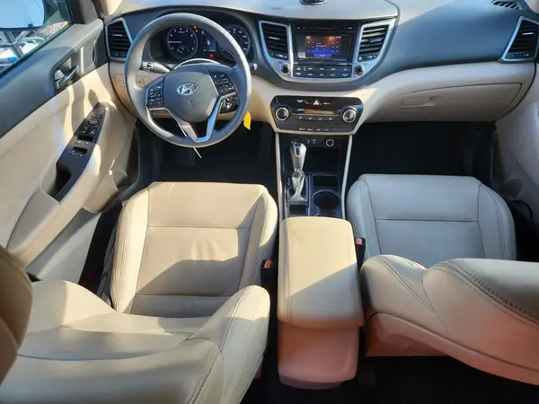 KM8J33A42GU023843 2016 HYUNDAI TUCSON - Image 8