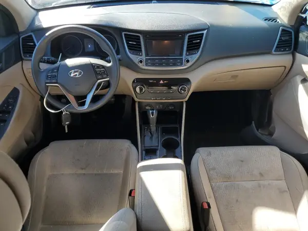 KM8J33A42GU027584 2016 HYUNDAI TUCSON - Image 8