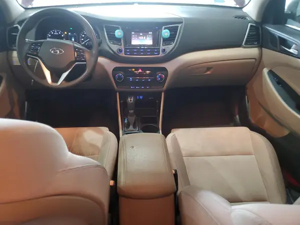 KM8J33A42GU040660 2016 HYUNDAI TUCSON - Image 8
