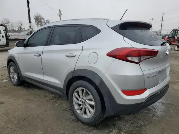 KM8J33A42GU058897 2016 HYUNDAI TUCSON - Image 2