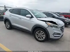 KM8J33A42GU061556 2016 HYUNDAI TUCSON