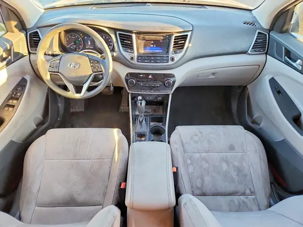 KM8J33A42GU062450 2016 HYUNDAI TUCSON - Image 8
