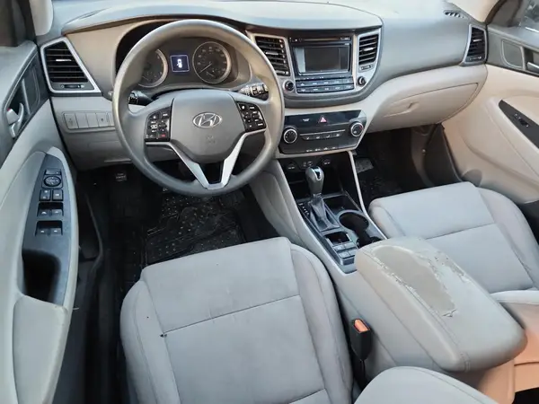 KM8J33A42GU070936 2016 HYUNDAI TUCSON - Image 8