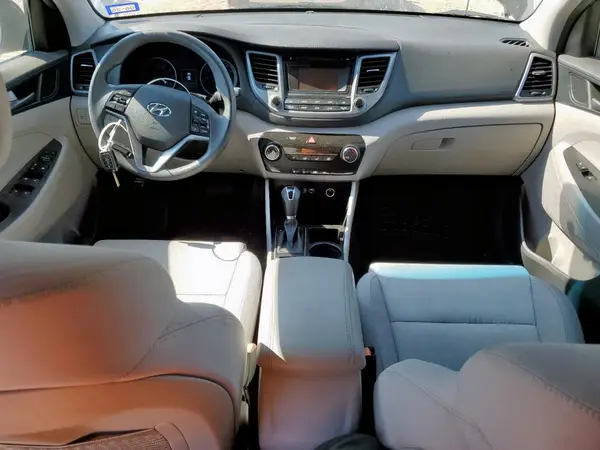 KM8J33A42GU074422 2016 HYUNDAI TUCSON - Image 8