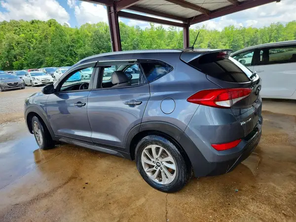 KM8J33A42GU076252 2016 HYUNDAI TUCSON - Image 2