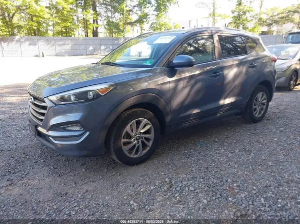 KM8J33A42GU116264 2016 HYUNDAI TUCSON - Image 2