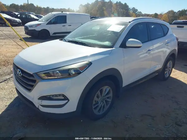 KM8J33A42GU121741 2016 HYUNDAI TUCSON - Image 2