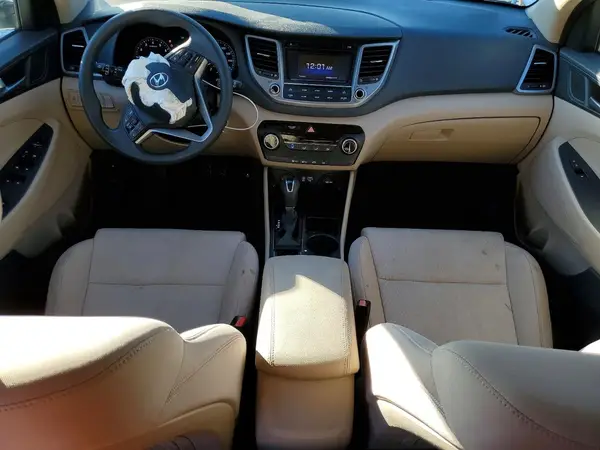 KM8J33A42GU127376 2016 HYUNDAI TUCSON - Image 8