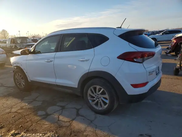 KM8J33A42GU138801 2016 HYUNDAI TUCSON - Image 2