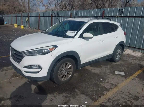 KM8J33A42GU160068 2016 HYUNDAI TUCSON - Image 2