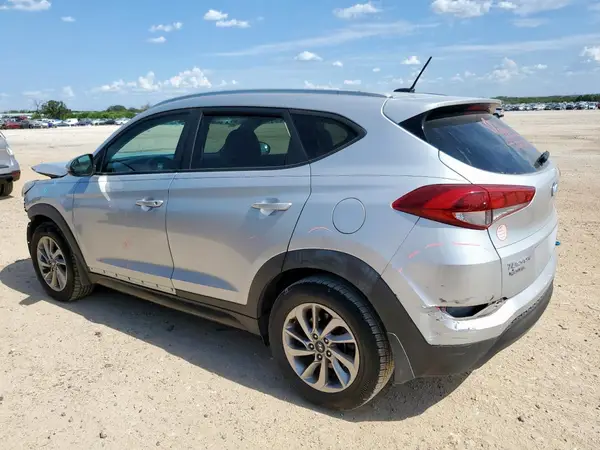 KM8J33A42GU162886 2016 HYUNDAI TUCSON - Image 2