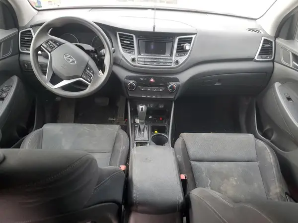 KM8J33A42GU188243 2016 HYUNDAI TUCSON - Image 8