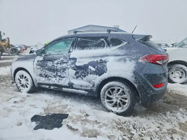 KM8J33A42GU195452 2016 HYUNDAI TUCSON - Image 2