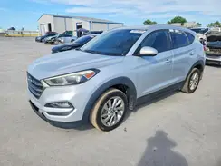 KM8J33A42GU224271 2016 HYUNDAI TUCSON