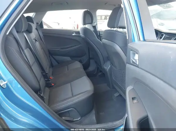KM8J33A42GU230085 2016 HYUNDAI TUCSON - Image 8