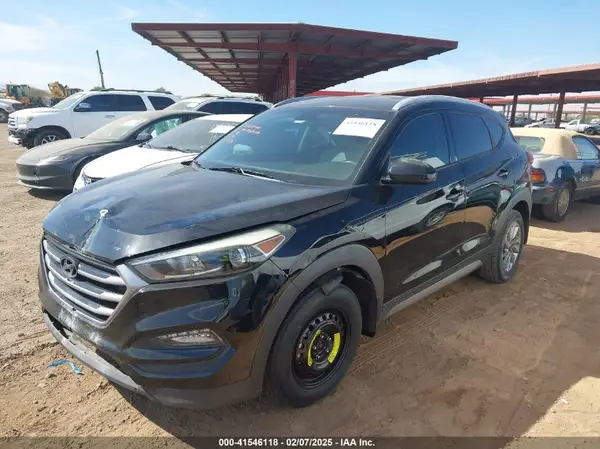 KM8J33A42HU265324 2017 HYUNDAI TUCSON - Image 2