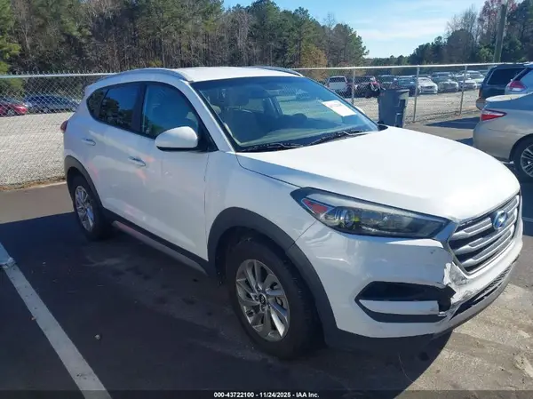 KM8J33A42HU267719 2017 HYUNDAI TUCSON - Image 1