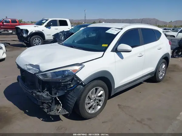 KM8J33A42HU282964 2017 HYUNDAI TUCSON - Image 2