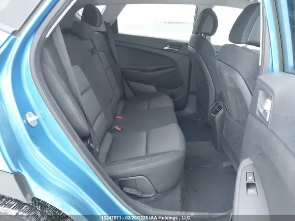 KM8J33A42HU288215 2017 HYUNDAI TUCSON - Image 8