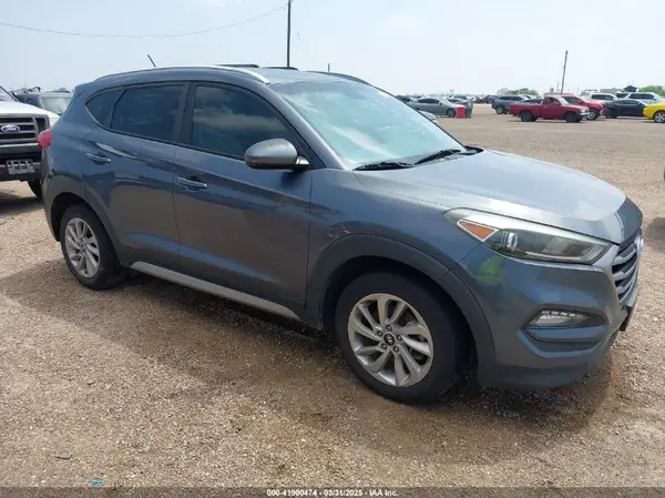 KM8J33A42HU375273 2017 HYUNDAI TUCSON - Image 1