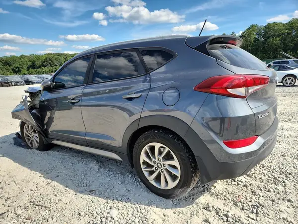 KM8J33A42HU386192 2017 HYUNDAI TUCSON - Image 2