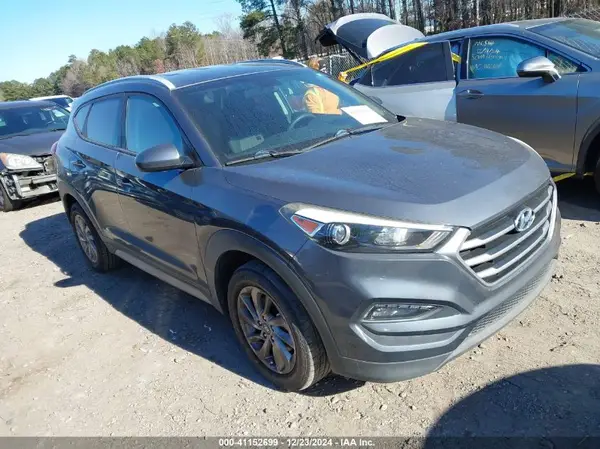 KM8J33A42HU394048 2017 HYUNDAI TUCSON - Image 1