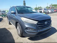 KM8J33A42HU395877 2017 HYUNDAI TUCSON