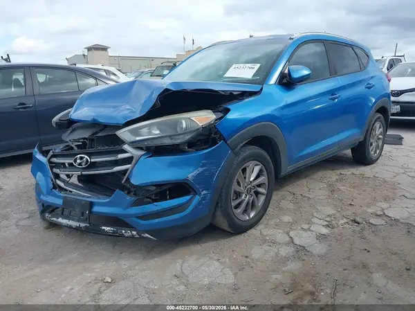 KM8J33A42HU424777 2017 HYUNDAI TUCSON - Image 2